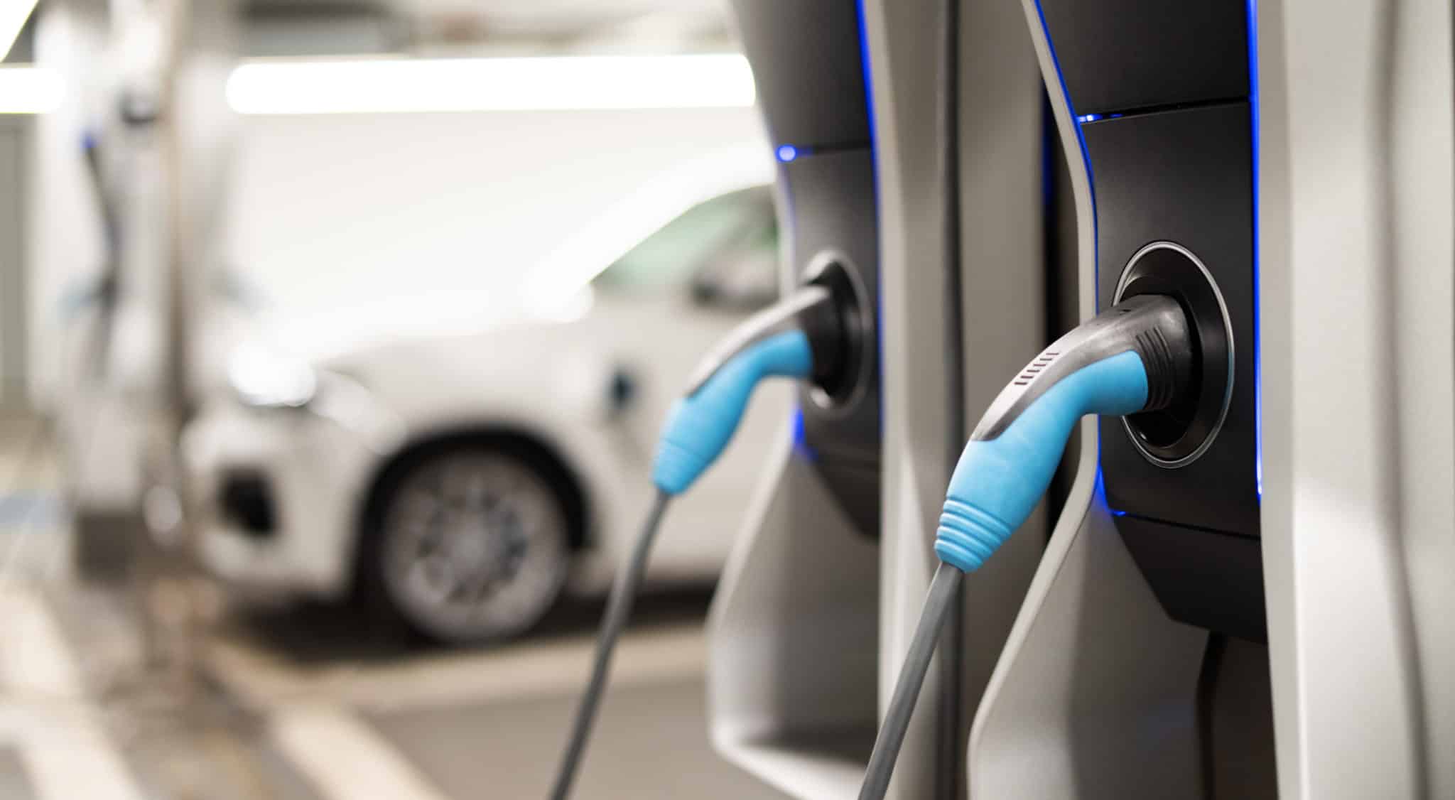 Borne électrique station de recharge optima énergie